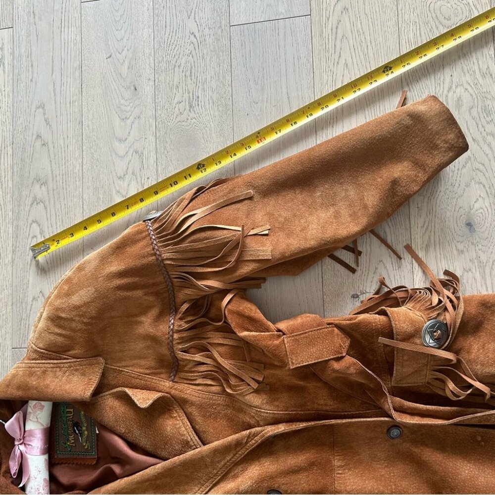 Tan Suede Fringed Jacket size Large - Picture 8 of 9